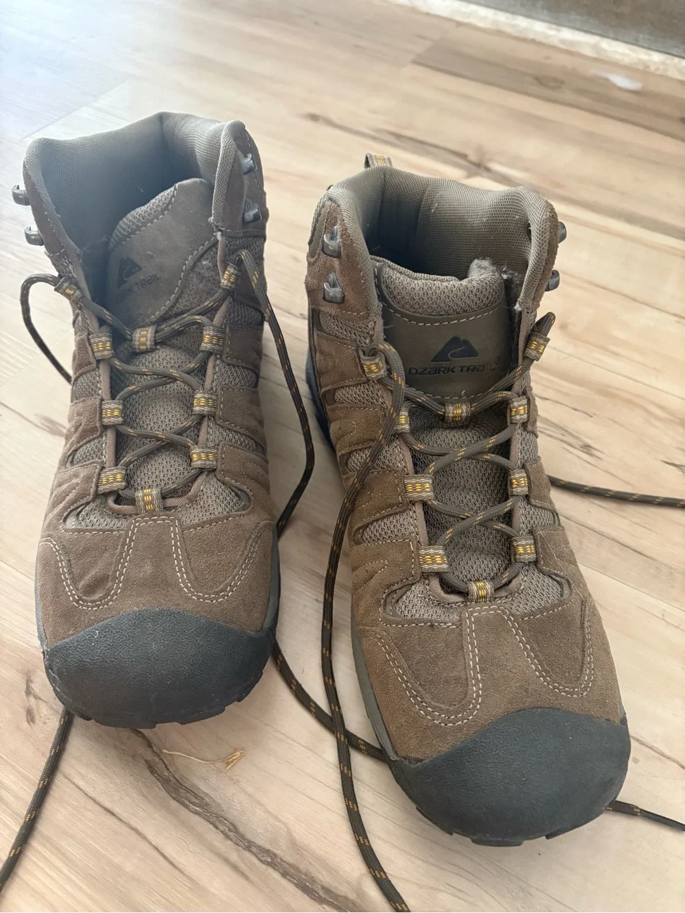 Ozark Trail Men's Brown/Tan Hiking Boots with Black Toe Caps